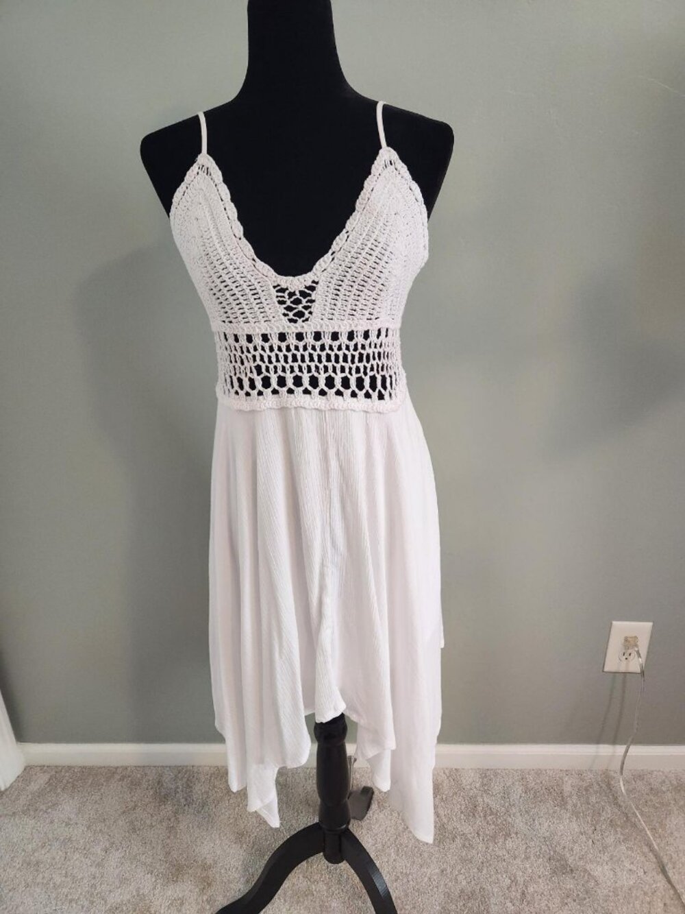 Love Tree hi-lo crochet dress